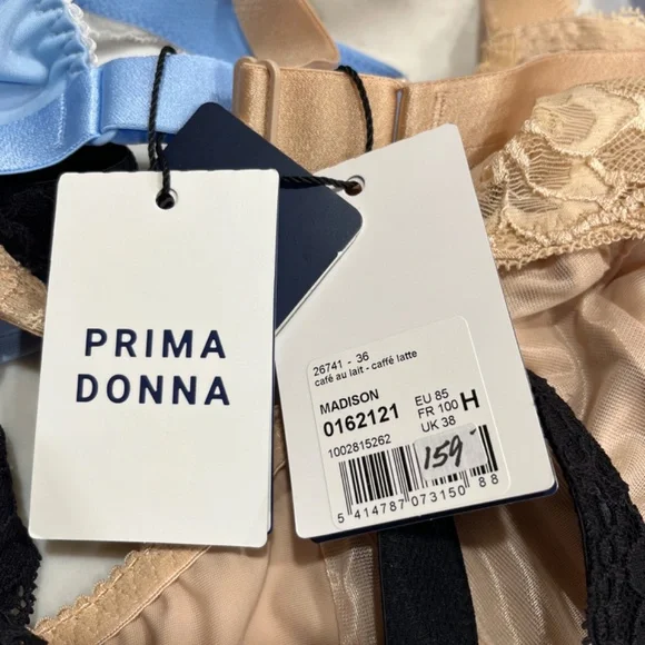 Bras - Picture 5 of 5